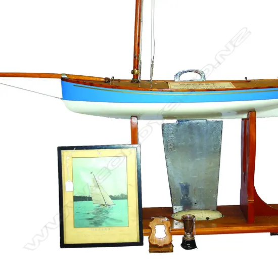 A c.1940 scratch built model racing yacht 'Secret'
