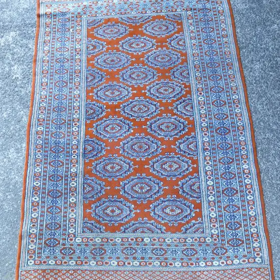 A Pakistani Turkoman hand knotted rug