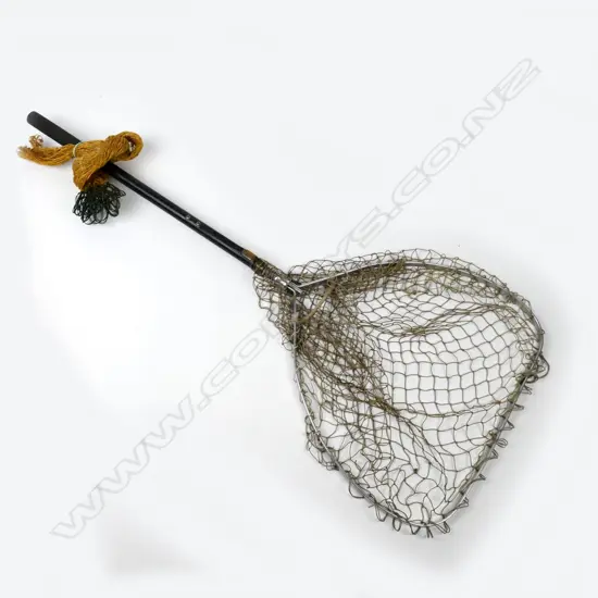 A c.1932 Hardy Simplex fold-up and extendable landing net