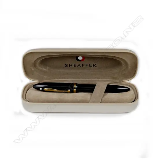 A Sheaffer 'Balance' fountain pen