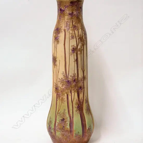 An Amphora tall vase