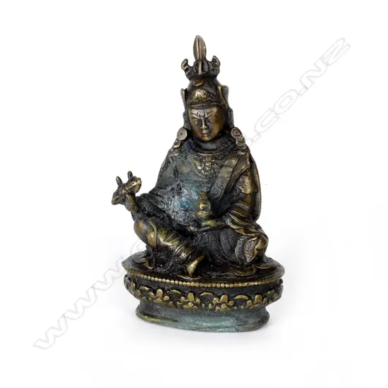 A small Chinese bronze figure of a seated Buddha