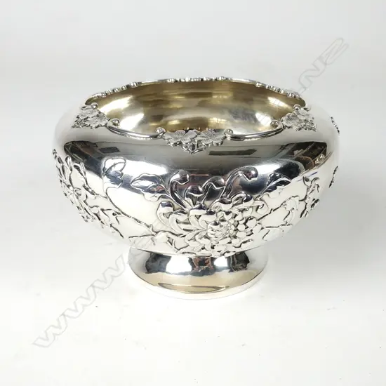 A Chinese silver bowl on short stem
