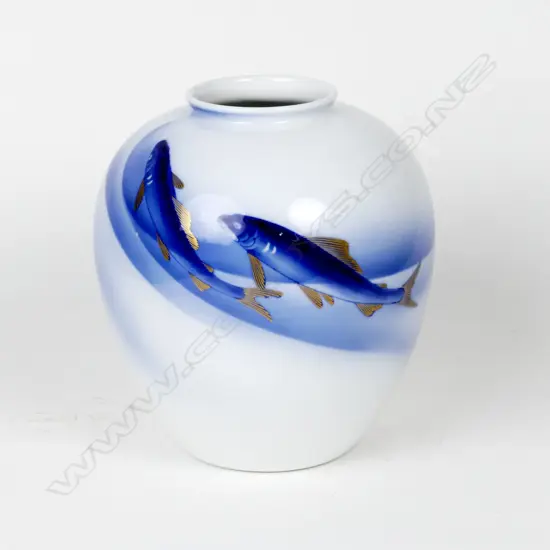 A fine Japanese Koransha porcelain vase