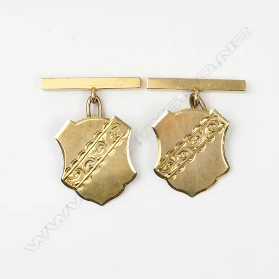 A pair of gent's early 20thC 9ct. yellow gold cufflinks