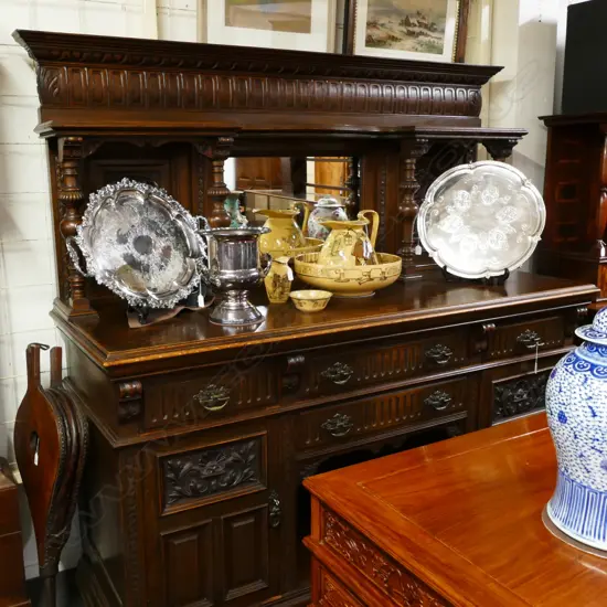 A Georgian oak country cabinet