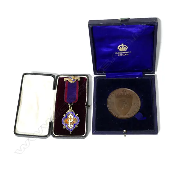 A 1910 bronze Imperial Challenge Shield medal
