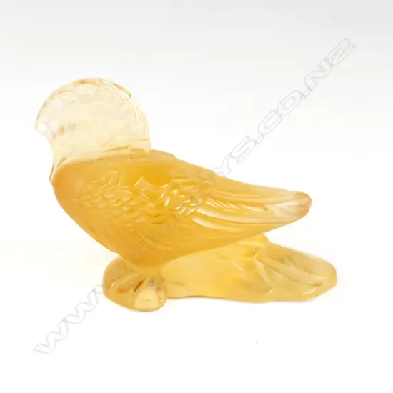 A Lalique bird figurine