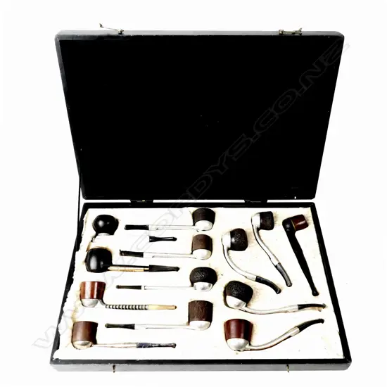 A collection of 13 pipes