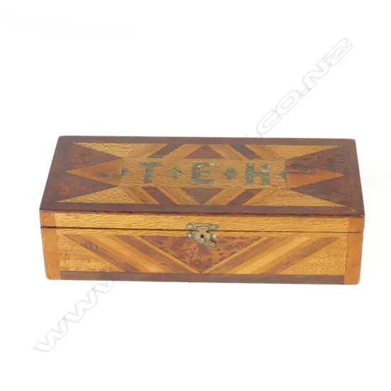 A N.Z. colonial inlaid native timbers dressing table box