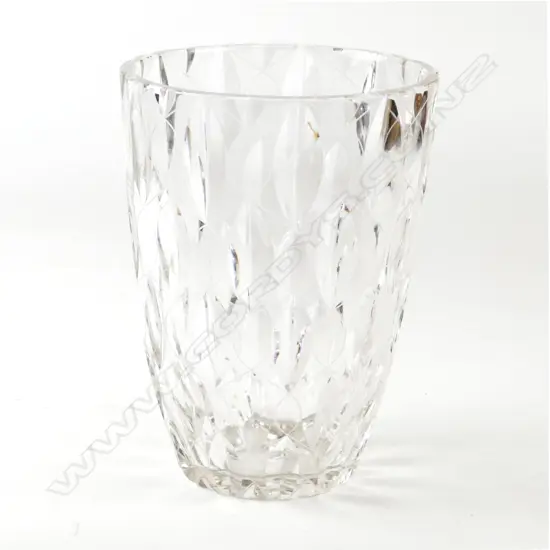 A Clyne Farquharson designed crystal vase