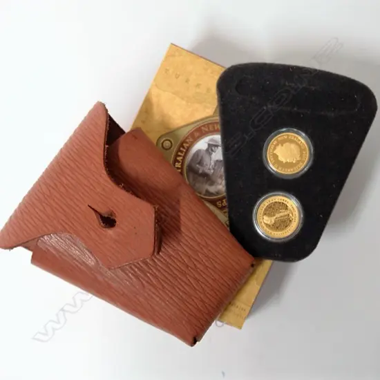 NZ 2005 90th Anniversary Army Corps 1/4oz each two gold coin set