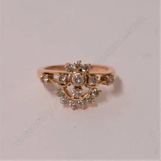 An early 20thC 18ct. yellow gold and diamond cluster ring