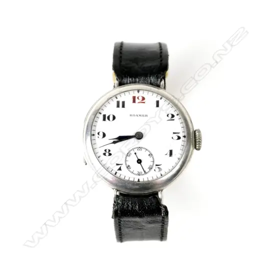 A vintage gent's Roamer wristwatch