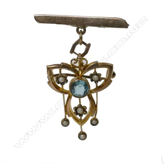 An Edwardian 9ct. rose gold pendant/brooch