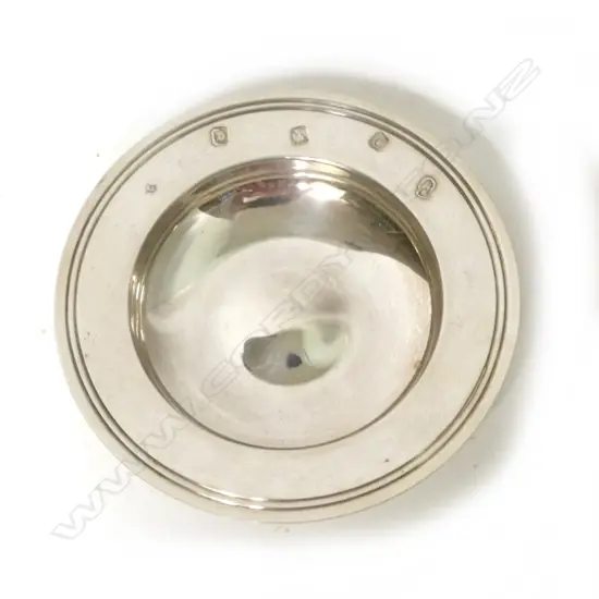 BRITANNIA STANDARD SILVER ARMADA DISH 97gms