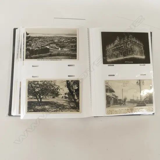 A collection of 200 N.Z. postcards