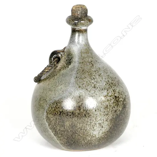 LAWRENCE EWING SPECKLE GLAZED FLASK 