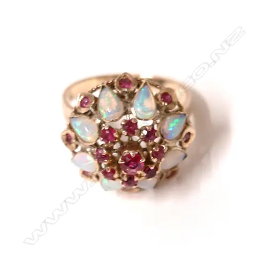 A vintage 14ct. yellow gold