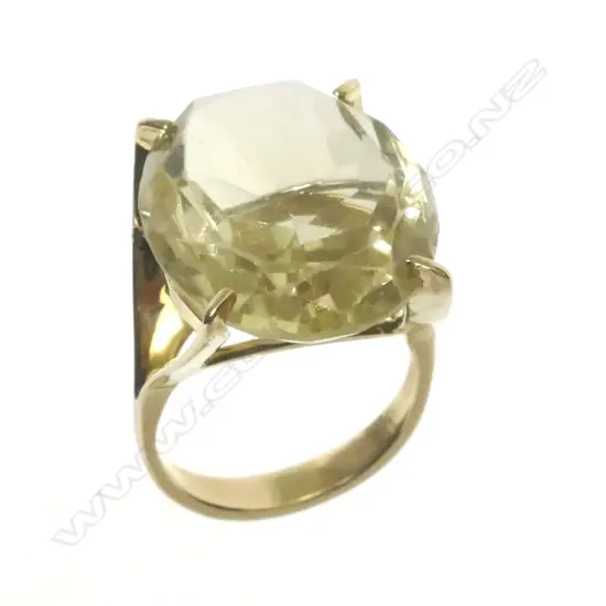 A retro 14ct. gold and citrine cocktail ring