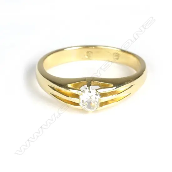 A vintage 18ct. yellow gold solitaire diamond ring