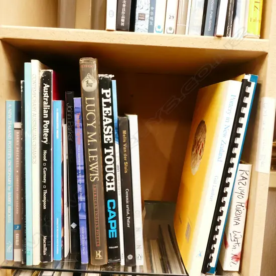 SELECTION OF NZ/AUSTRALIAN POTTERY BOOKS