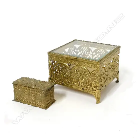 Two Victorian jewellery caskets