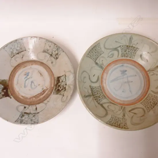 Two Chinese provincial shallow dishes