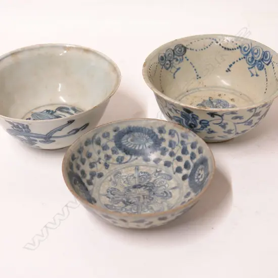 Three Chinese porcelain bowls