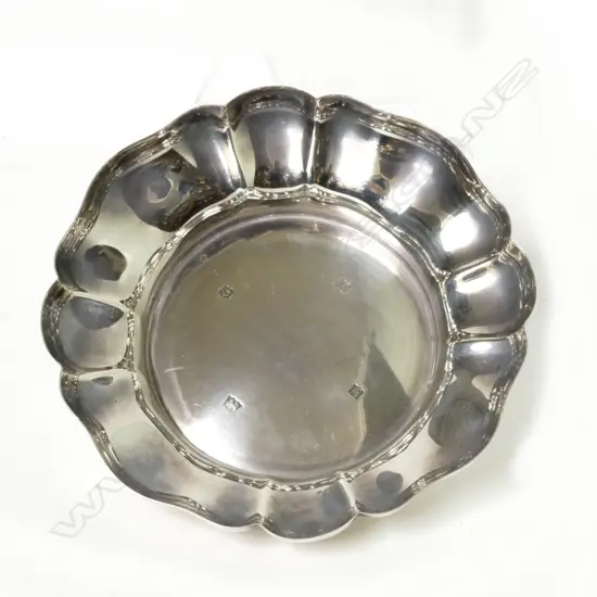A 20thC silver dish