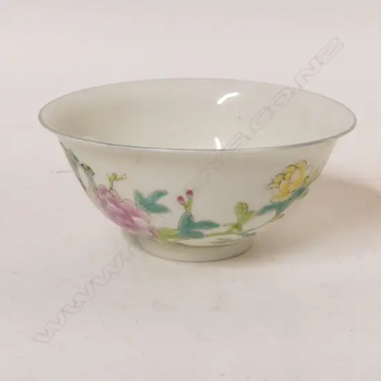 A fine Chinese porcelain rice bowl