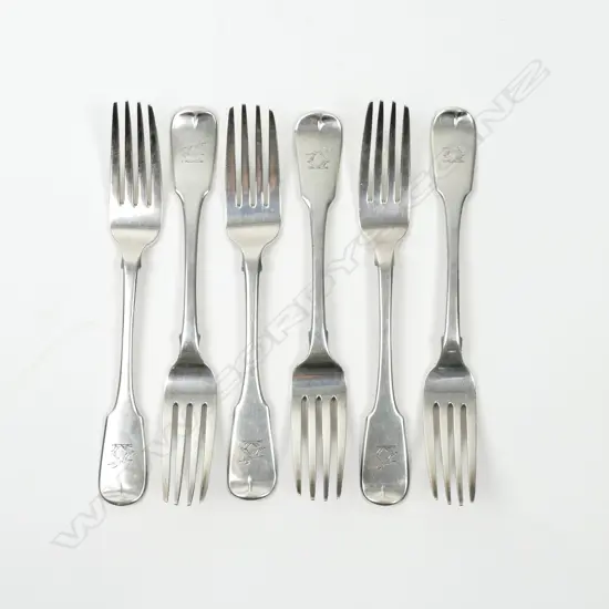 Six Georgian Scottish crested fiddle pattern silver table forks