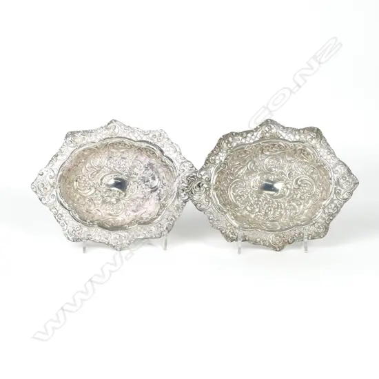 A pair of Victorian silver multi-sided silver bon bon dishes
