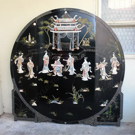 A Chinese hardstone and lacquer 'moon gate' screen