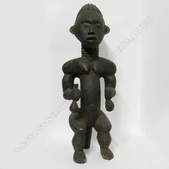A Bangawa female figure