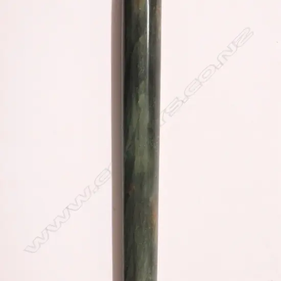 An old Maori large and long carved pounamu kuru pendant