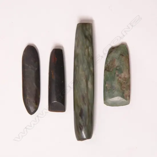 Four old Maori pounamu small artefacts