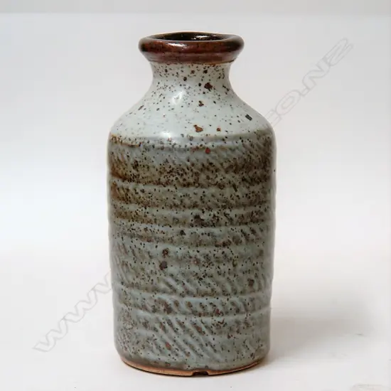 A Len Castle bottle form vase