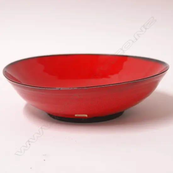 A Len Castle small 'Red Lava Bowl'