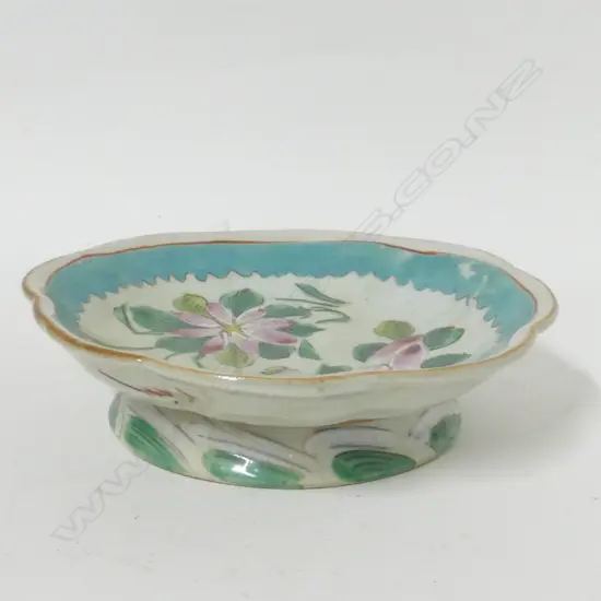 A Chinese porcelain dish