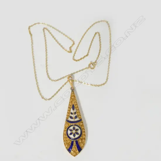 A Victorian 18ct gold and enamel pendant