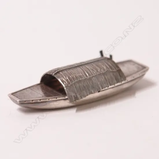 A Chinese silver novelty sampan small box