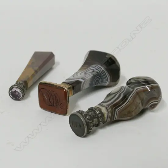 Three 19thC desk seals with banded or moss agate handles