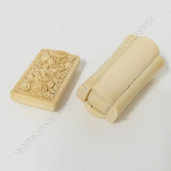 Two small ivory boxes