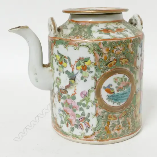 A Cantonese porcelain teapot