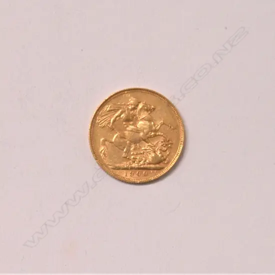 A 1900 gold full sovereign