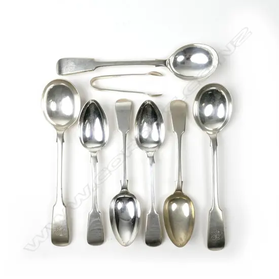 Three Victorian fiddle pattern silver soup spoons