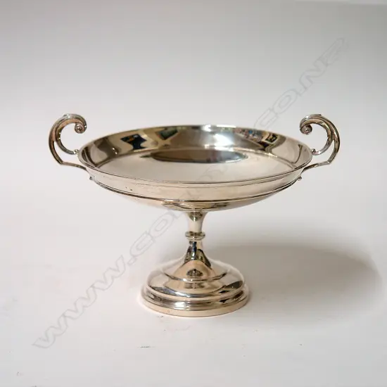 An early 20thC silver tazza