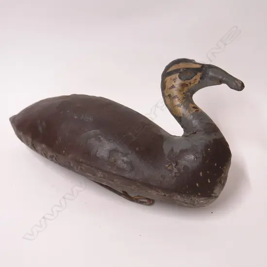 A game bird (duck) decoy