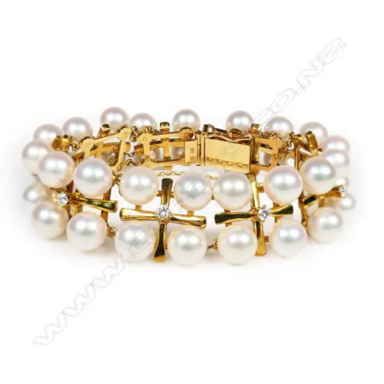 A Mikimoto 18ct gold pearl and diamond bracelet,